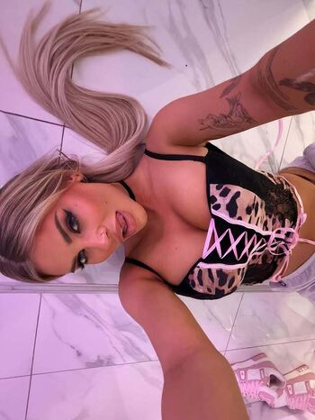 Full leaked Adrianna sledz private onlyfans photo