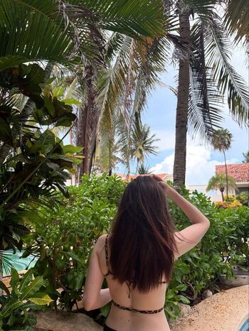 Full leaked Alba clouthier private onlyfans photo