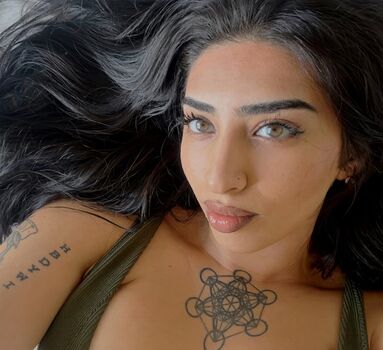 Full leaked Alearninggardens private onlyfans photo