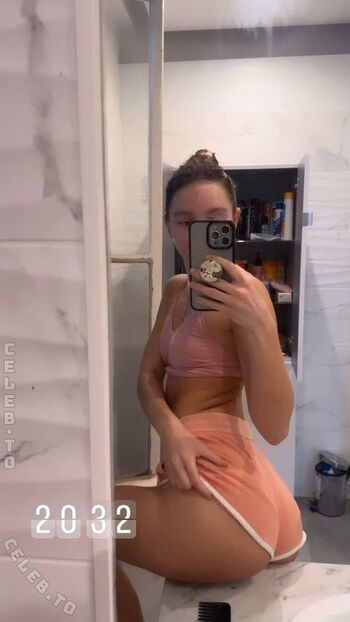 Alexandraa_97
