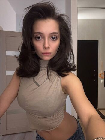 Alyona Bobrova