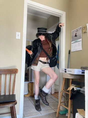 anna_r_yikes