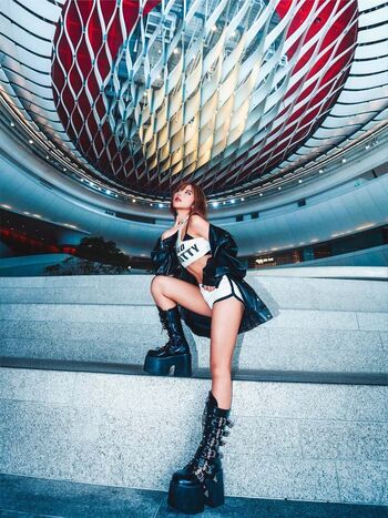 Full leaked Baby osidori chingyanfung page private onlyfans photo