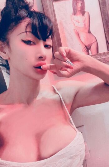 Full leaked Bai ling private onlyfans photo