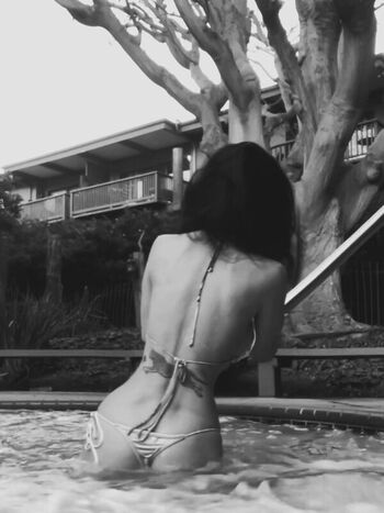 Full leaked Bai ling private onlyfans photo