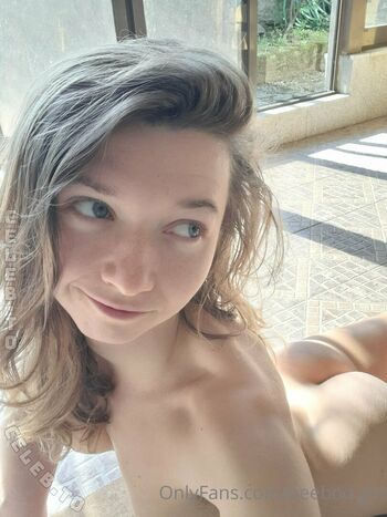 Full leaked Beeboogirl page private onlyfans photo