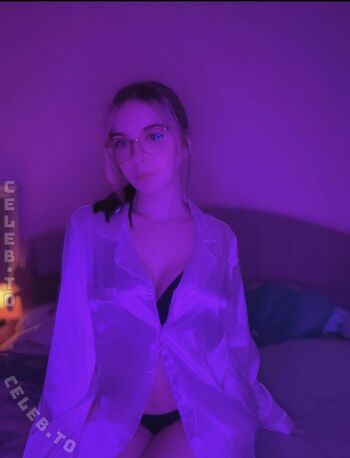 Full leaked Blossomprinxess private onlyfans photo