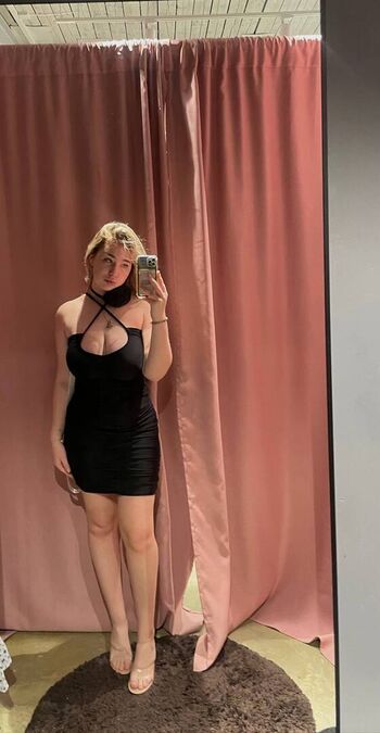 Full leaked Bobbie moore  page private onlyfans photo