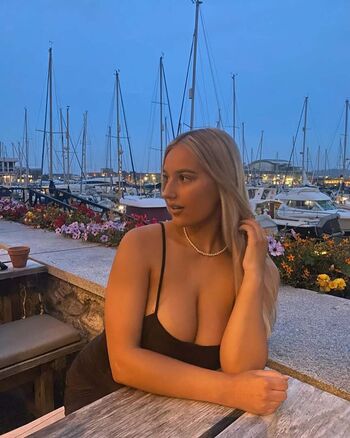 Caitlin Perriam