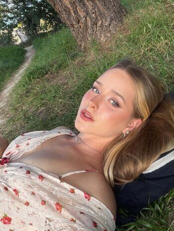 Full leaked Caroline zalog page private onlyfans photo
