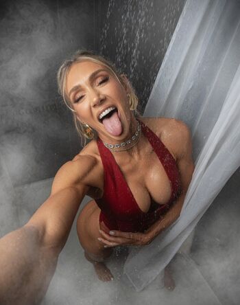 Charlotte Flair