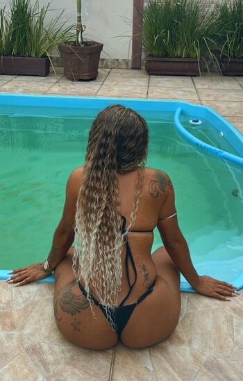 Cristiane Alves