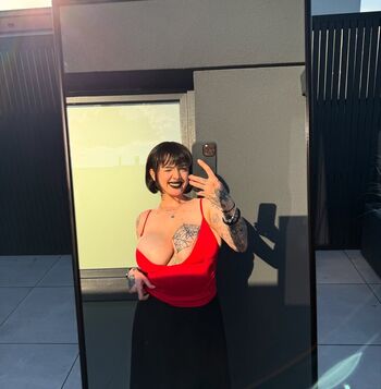 Full leaked Cutejuliavictoria private onlyfans photo