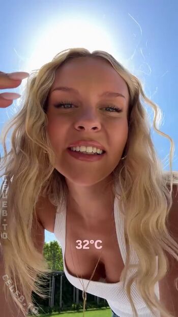 Full leaked Dagi bee private onlyfans photo