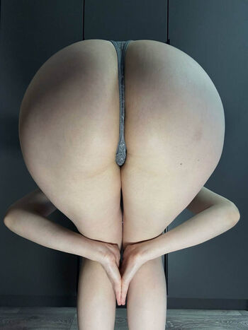 dasha_ashton