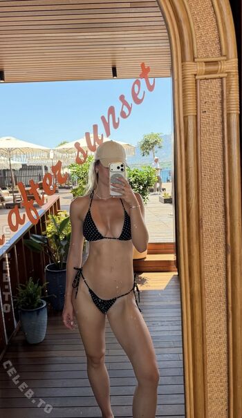 Full leaked Emilia bte private onlyfans photo