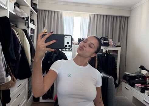 Full leaked Emilia mernes page private onlyfans photo