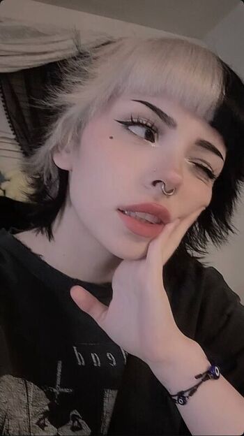 Full leaked Emma langevin private onlyfans photo
