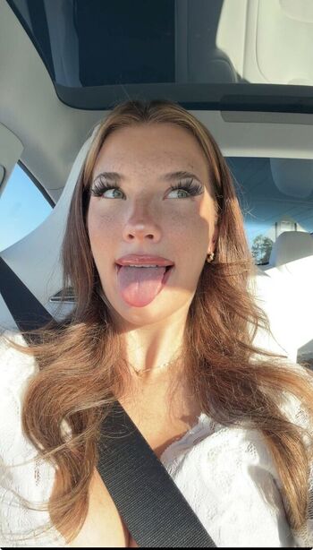 Fiona Mae