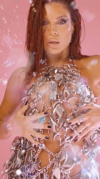 Full leaked Harmenny/ private onlyfans photo