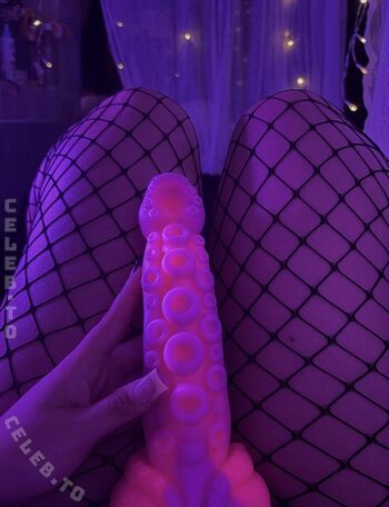 Full leaked Heavensentjoyx private onlyfans photo