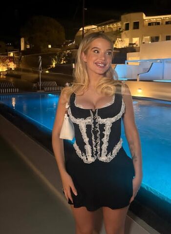 Full leaked Helen flanagan page private onlyfans photo