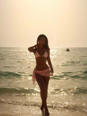 Full leaked Iffat marash private onlyfans photo