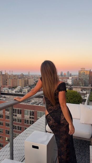 Full leaked Isabella lauren private onlyfans photo