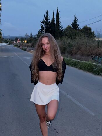 Full leaked Isabelyvonne private onlyfans photo