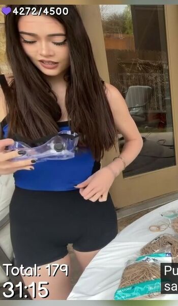Full leaked Itskatchii private onlyfans photo