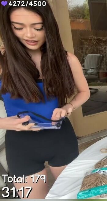 Full leaked Itskatchii private onlyfans photo