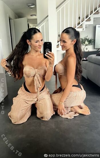Full leaked Jakic twins private onlyfans photo