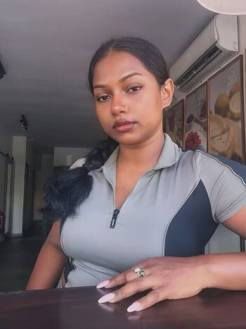 Full leaked Jayalathge bashi private onlyfans photo