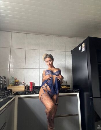 Full leaked Karolzinha private onlyfans photo