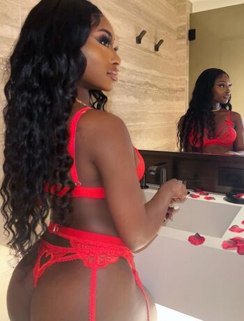 Full leaked Kay kay gray page private onlyfans photo