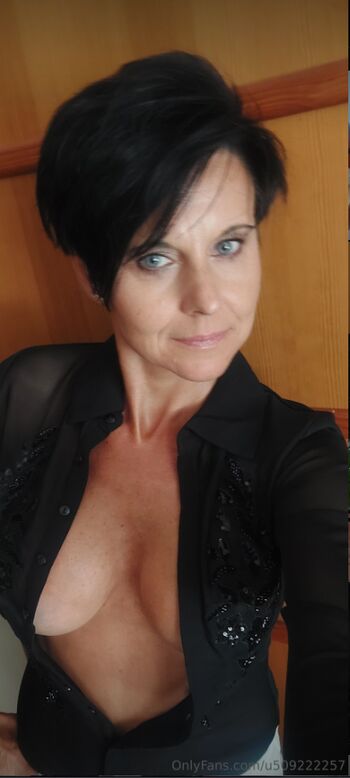 klara_hoffman