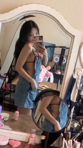 Full leaked Waffle chan/ private onlyfans photo