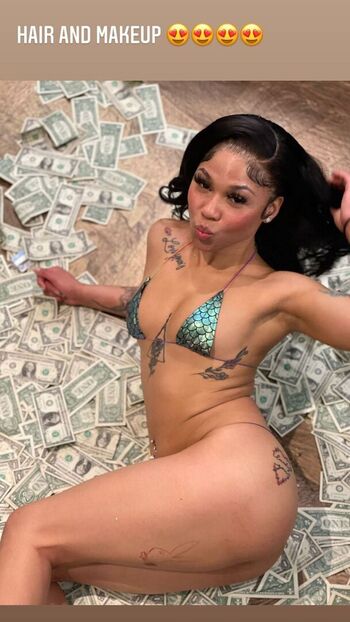 Full leaked L vely page private onlyfans photo