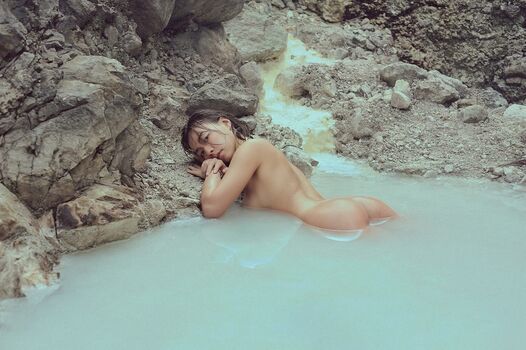 _laila1996