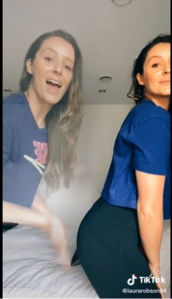 Full leaked Laura robson page private onlyfans photo