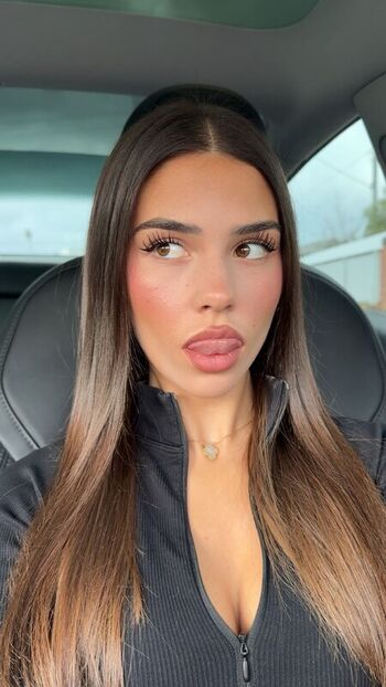 Full leaked Leah halton private onlyfans photo