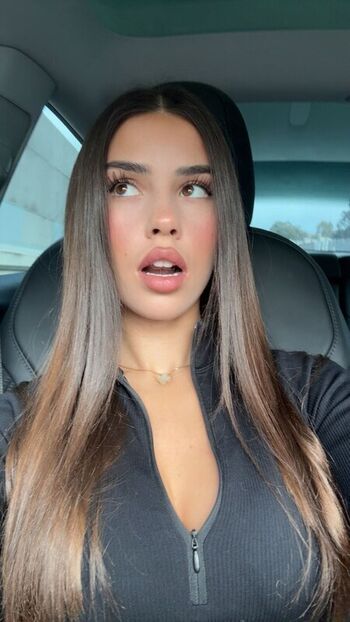 Full leaked Leah halton private onlyfans photo