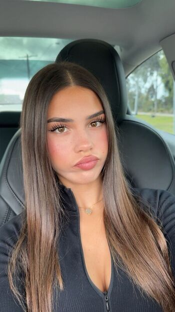 Full leaked Leah halton private onlyfans photo