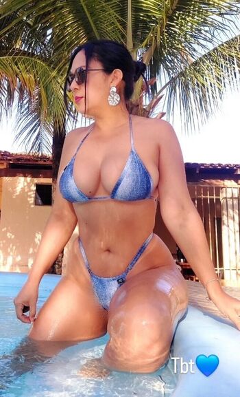 Lia Castro