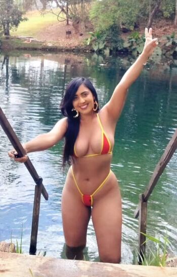 Lia Castro