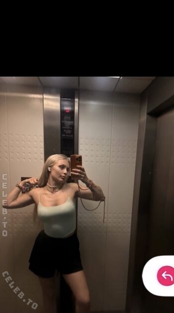 Full leaked Liskaxa private onlyfans photo