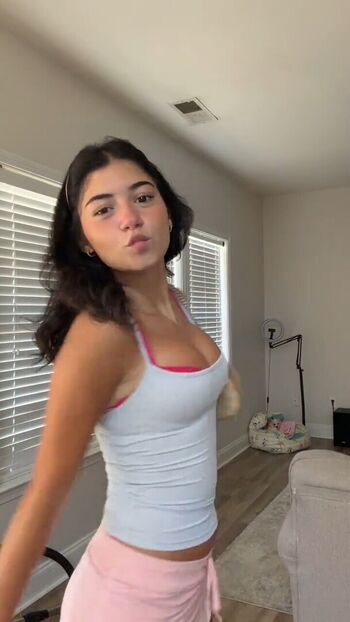 Full leaked Malu canto page private onlyfans photo