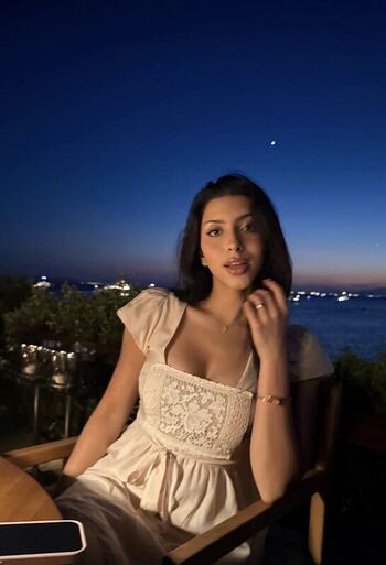 Full leaked Maryamazinani private onlyfans photo