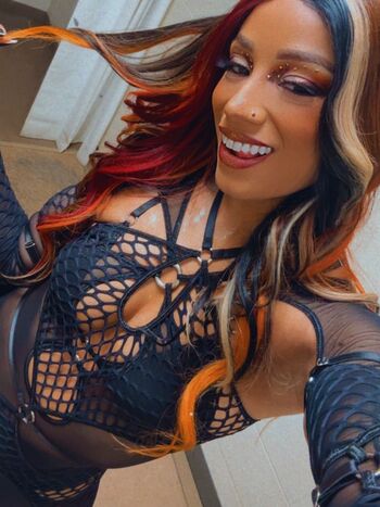 Full leaked Mercedes mone page private onlyfans photo