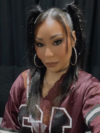 Mia Yim